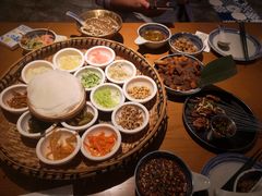 -包整·丝娃娃(一览甲秀楼风景店)