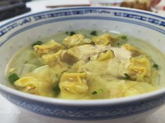 鲜肉小馄饨-东泰祥生煎馆(陕西南路店)