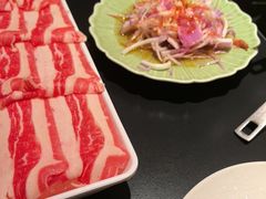 -鲜入唯煮·港式海鲜牛肉火锅(金宝街店)