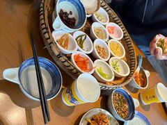 -包整·丝娃娃(一览甲秀楼风景店)