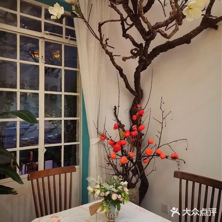 上海探店|魔都复古老洋房里的花园餐厅💐