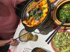 -老表记广西宵夜螺蛳鸭脚煲(东盟店)