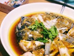 剁椒鱼头-老妈私房鱼头(欧洲城店)