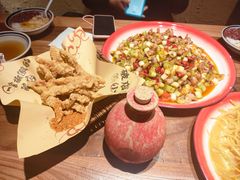 -泥糊破店小酒馆·团建聚餐(南京西路店)