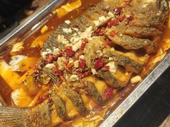 -老街烧烤大排档·地道湖北菜·龙虾馆(汉口火车站店)