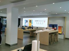 -华为授权体验店(万航渡路)