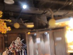 -暴风岛沉浸式体验馆(百联世纪店)