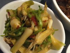 小碗菜根香-大碗厨 25年老字号 现炒湘菜(四季天地店)