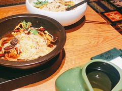 -云海肴·汽锅鸡·云南菜(天山百盛优客店)