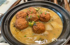 Pickled Cabbage with Handmade Pork Balls