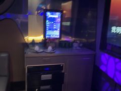 -星璨火吧KTV聚会餐厅(华清广场店)