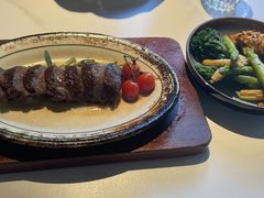 -Mogul Eatery·大亨餐酒馆