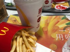 -麦当劳(仙林亚东城得来速店)