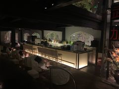 -穹六人间 people 6(岳阳路店)