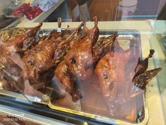 -王浩儿纪六孃甜皮鸭(乐山总店)