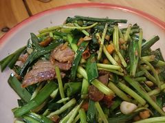 -老三样·美食研究中心(世贸路店)