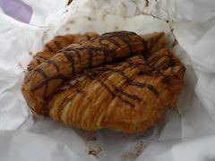 朱古力牛角包-老佛爷饼店