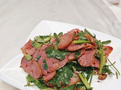 凉拌牛肉片-柏合黄记豆腐皮饭店