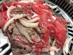 和众肥牛-金明姬和众烧烤店(东铁营店)
