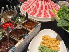-德天肥牛海鲜火锅(城西银泰店)