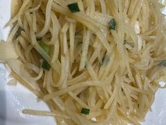醋溜土豆丝-小渝府(车站西街店)