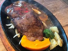 -玛格萝妮(汇智国际商业中心店)