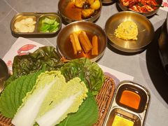 -草家酱蟹炭火烤肉店(珲春南路一店)
