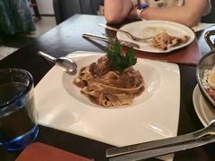 -卡佩罗意大利餐厅及酒吧Al Cappello Trattoria