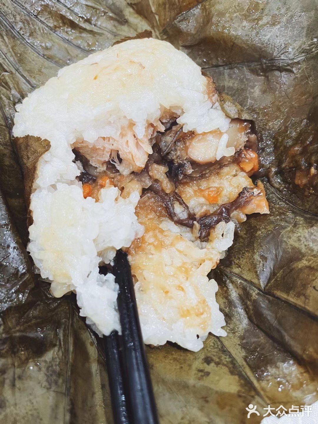 周杰伦陈奕迅[亲亲]排长队的网红鲍鱼鸡打卡