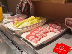 -海底捞火锅(新松江路生日主题店)