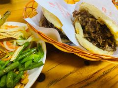 -闫家驴肉老店(华电一校店)