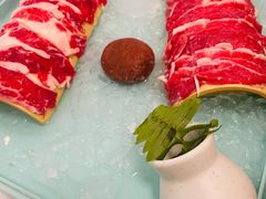 鲜切牛肉拼盘-慢搅粥底火锅(武侯大悦城店)