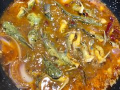 黄辣丁鲜鱼锅-小小河边鱼(天润城店)