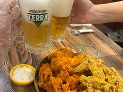 -BHC炸鸡(明洞总店)