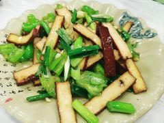 -余家庄肥肠鱼地方汤锅(银杏大道店)