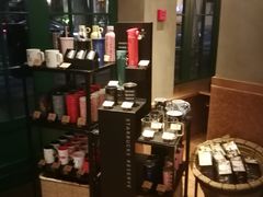 -星巴克(武康路店)