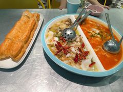 -姚姚酸菜鱼·金戈戈香港豉油鸡(喜荟城联名店)