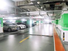 -龙湖虹桥天街-停车场