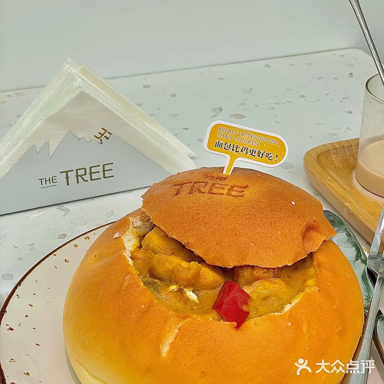 老牌网红餐厅太原街创始店重装简直太美了～