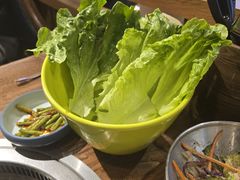 -明洞阿姨·韩式酱蟹烤肉·创意料理(三元桥店)