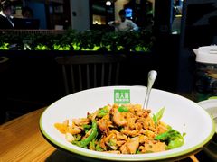 -费大厨辣椒炒肉(万家丽一店)