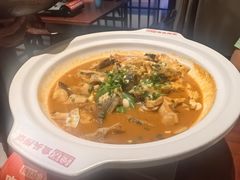 -魏铭鱼头捞饭(晋阳路店)