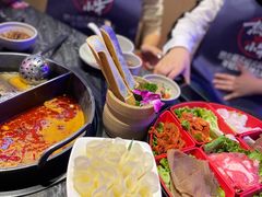 -热火朝天鲜切牛肉火锅(南强街巷店)