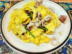 笔管鱼爆炒笨鸡蛋-鲜味食族水产·海鲜餐厅