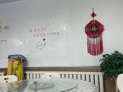 -天天向上素食餐厅(五台山店)