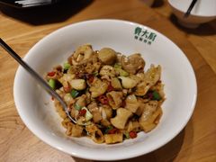 白辣椒炒肥肠-费大厨辣椒炒肉(万家丽一店)