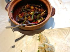 -八府香鸭·啫啫煲(华山路店)