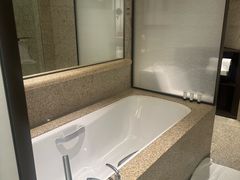 -上海外滩茂悦大酒店