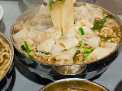 -正宗杨记普洱酸醋米线(总店)
