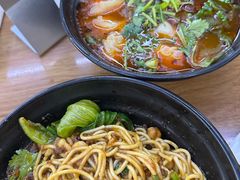-耙豌豆重庆小面